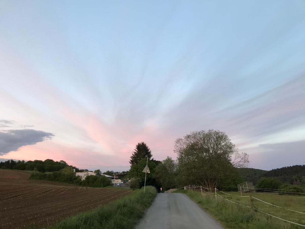 Ferienwohnung Am Weiltalradweg Weinbach Bagian luar foto